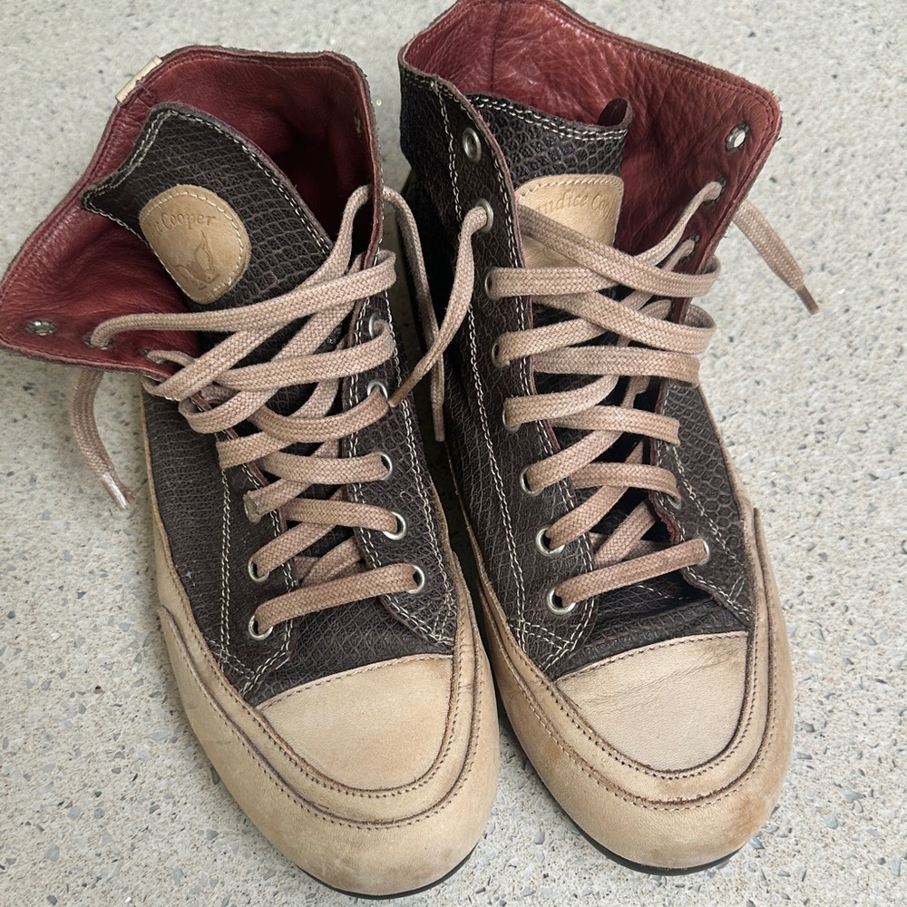 Brown and Tan leatherHigh-Top Sneakers size 9.5 (EU 40)2